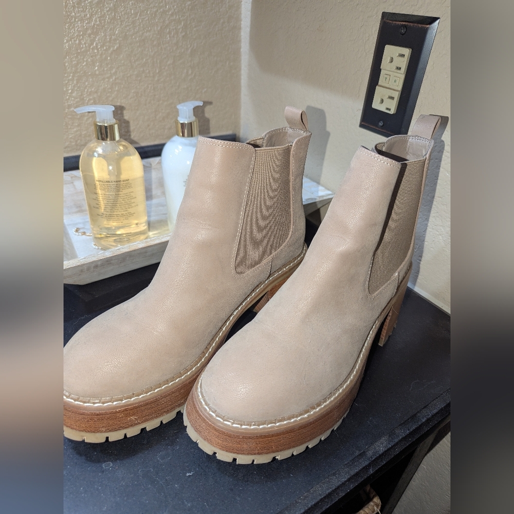 MIA ankle boots